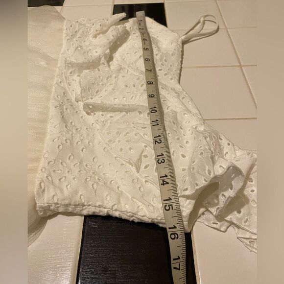 NWT Full Tulle Skirt Eyelet Lace Babydoll Top Flutter Sleeve Shimmering Skirt - Picture 9 of 11
